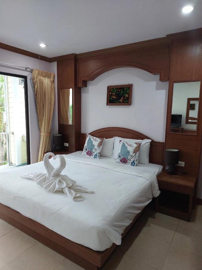 Ainny Residence Patong Экстерьер фото